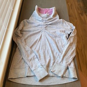 Lululemon In a cinch pullover size 6